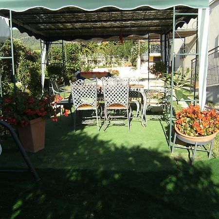 Emily Bed & Breakfast Stroncone Luaran gambar